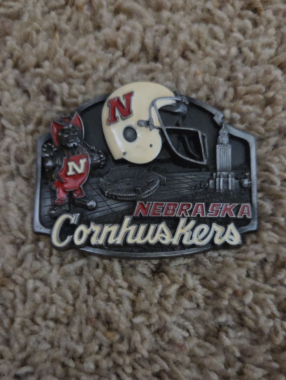 Nebraska Cornhuskers Helmet Logo Belt Buckle - Cream and Red